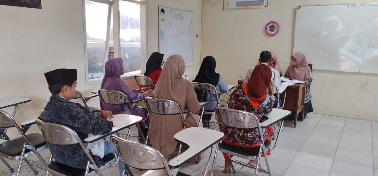 Pembagian Hasil Belajar Siswa “Raport”